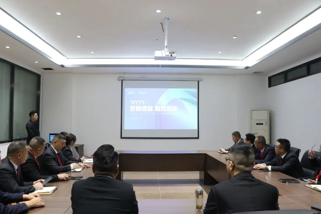 “營銷增效，聚勢出擊”——綠蘋果瓷磚品牌精英特訓營圓滿召開！